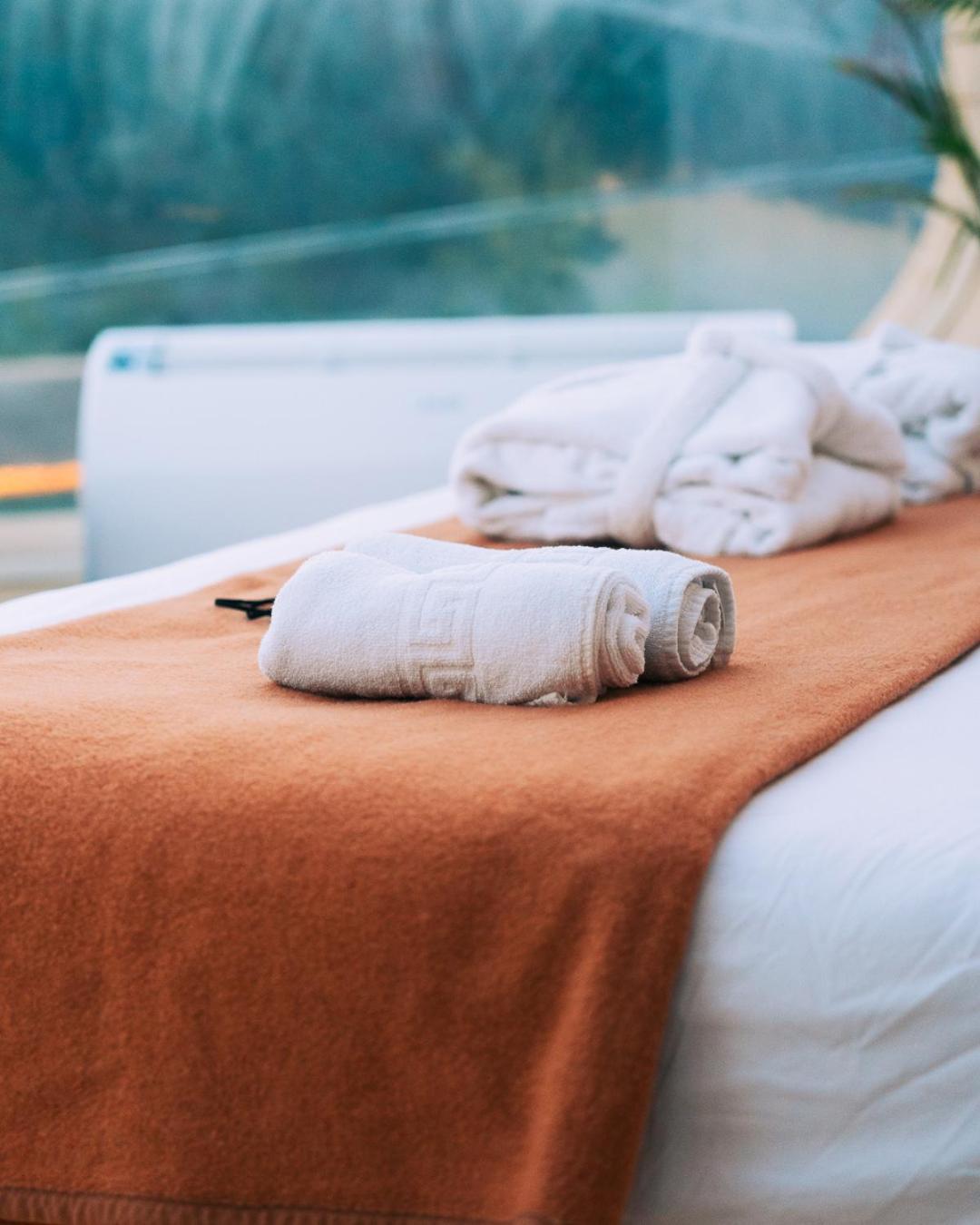 Glamping Balu Hotel Monesterio Exterior photo